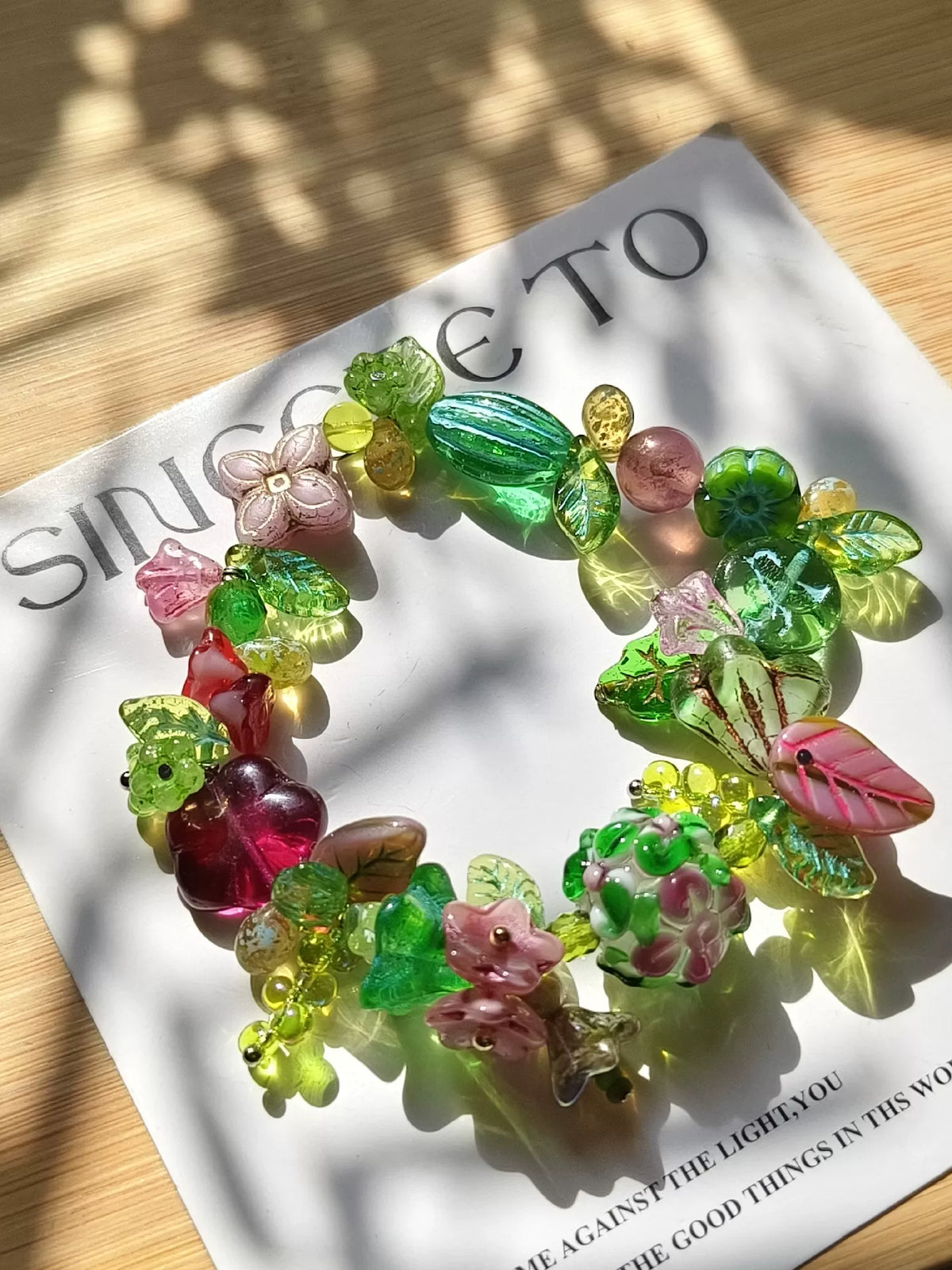 Bracelet floral en perles de verre tchèques