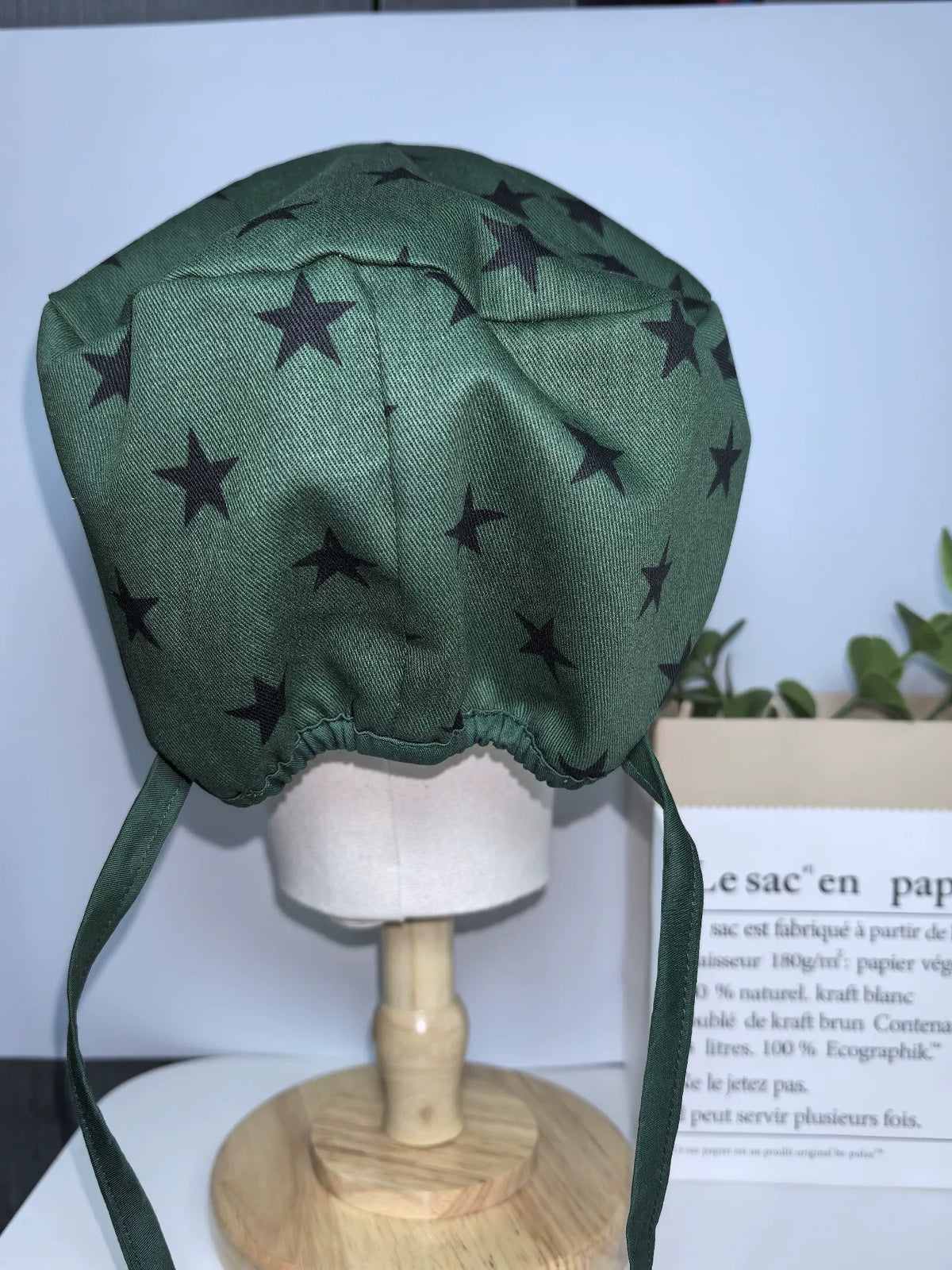 Gorro quirúrgico con estampado de estrellas vintage