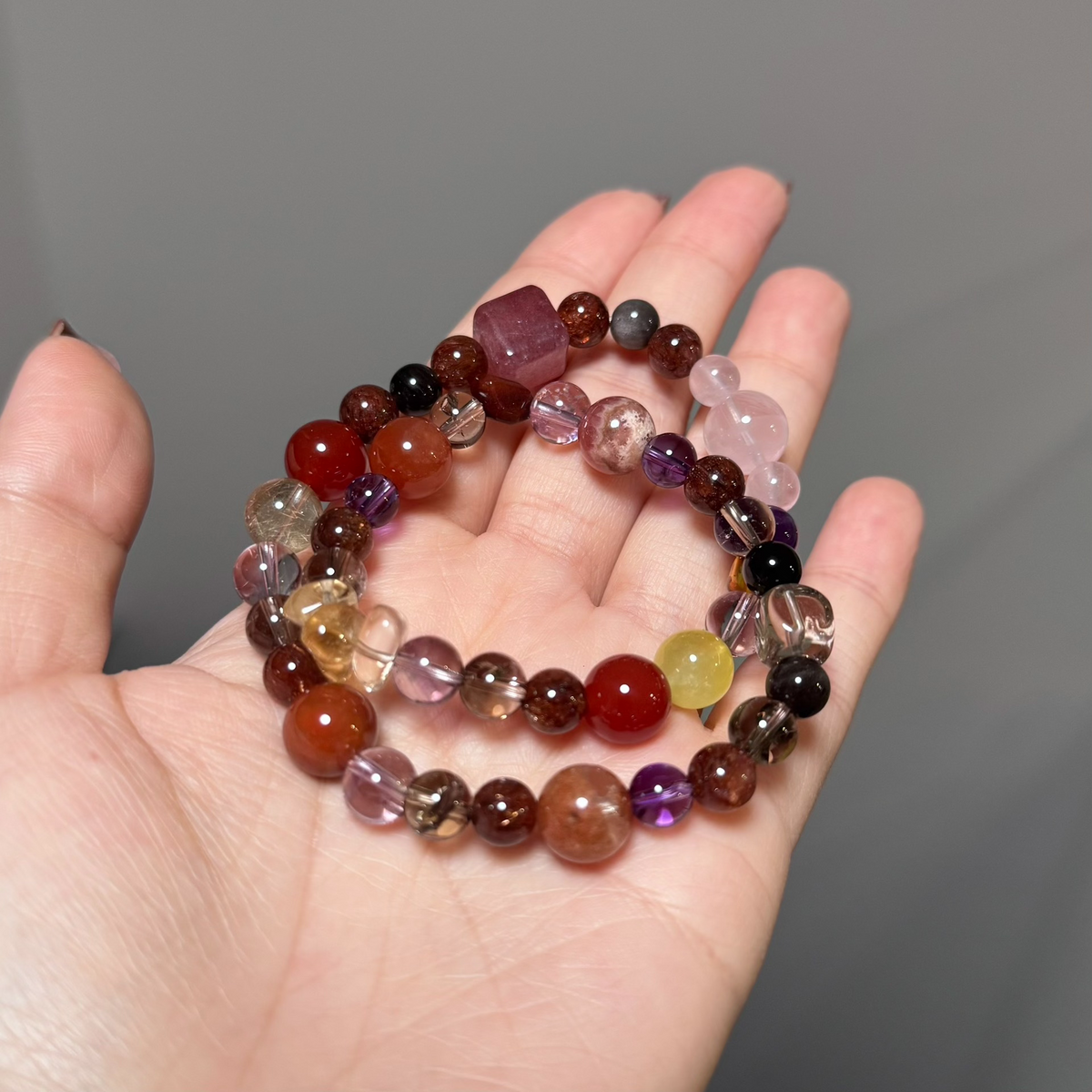 Set doppio bracciale in cristallo Super Seven rosso