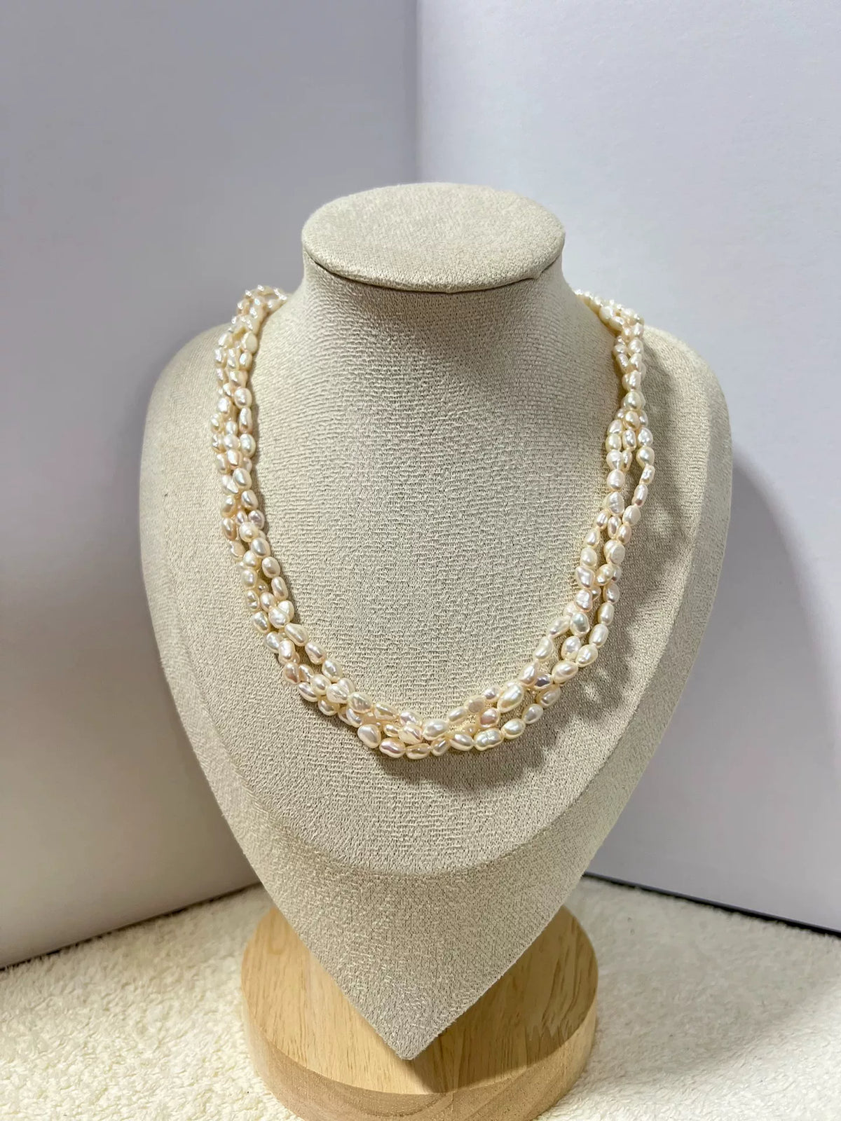 Collier multi-rang de perles Keshi d'eau douce