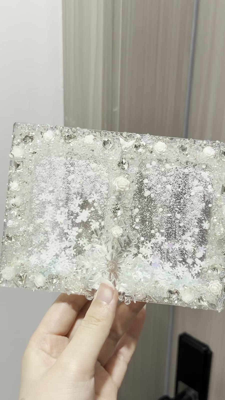 Porta-Cartões Winter Quicksand com Strass