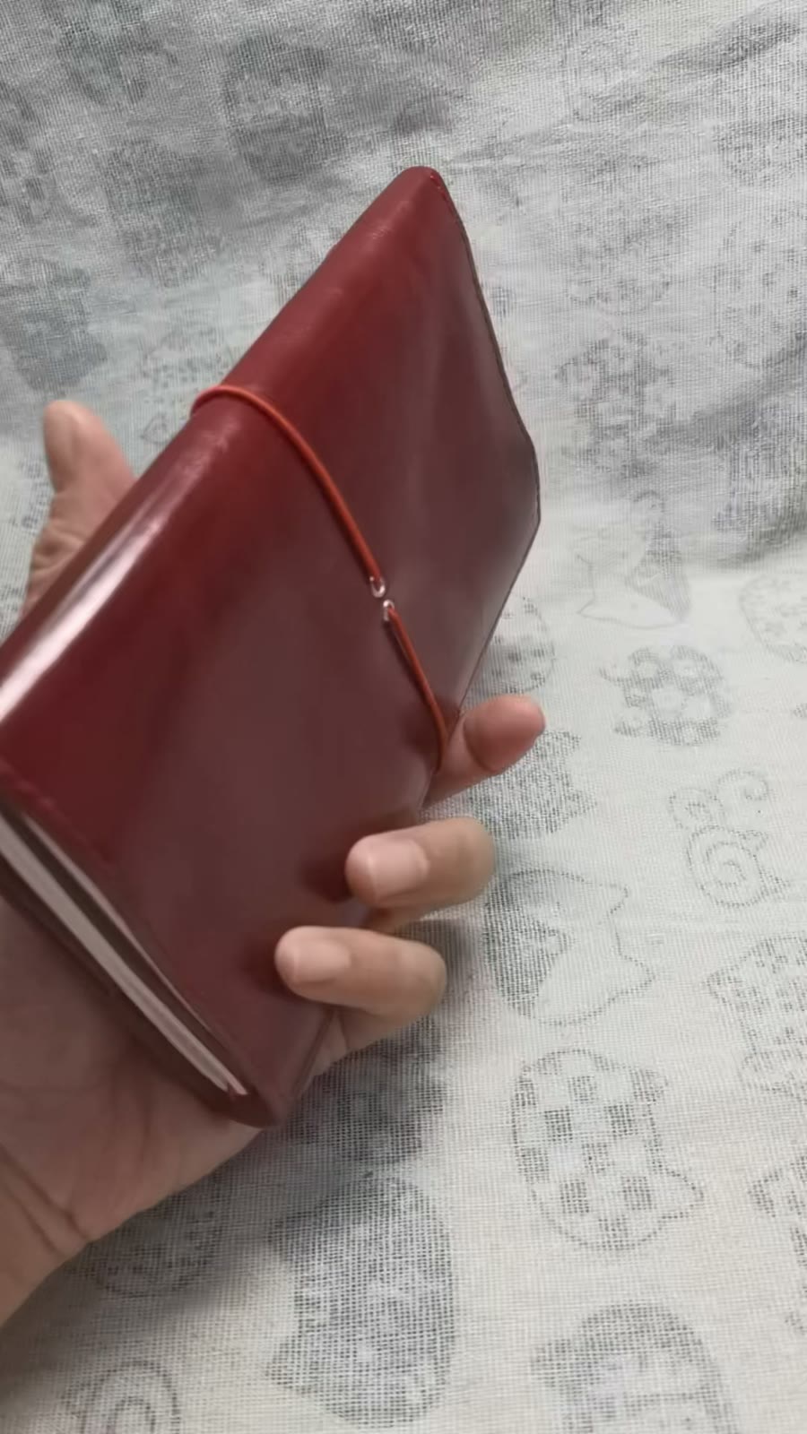 ワインレッド オイルワックスレザー 三つ折り ノートカバー