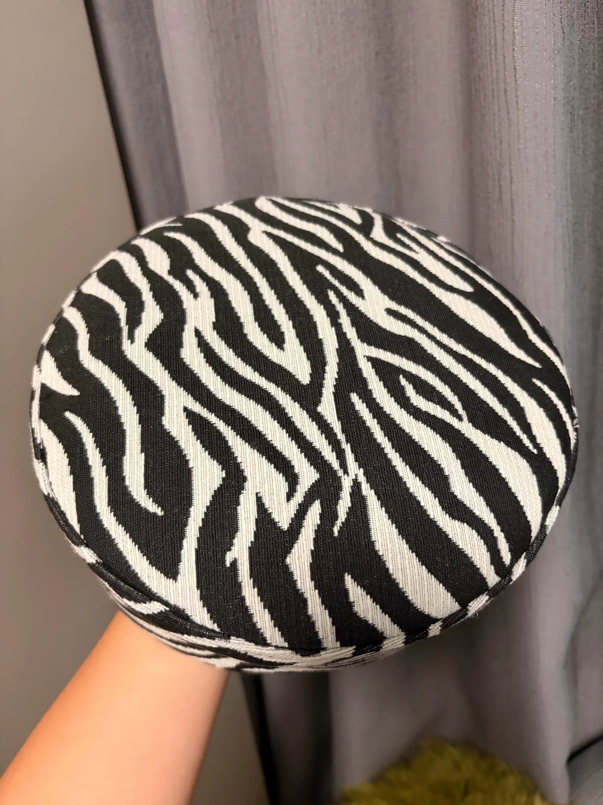 Black White Zebra Knit Jacquard Beret