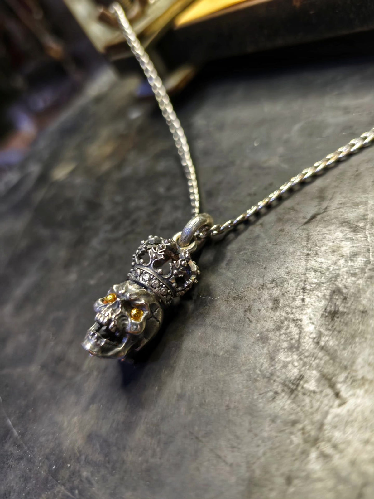 Skull Emperor Silver Pendant Gold Inlay