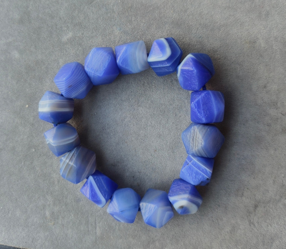 Natural Agate Eight-Sided Bead Bracelet