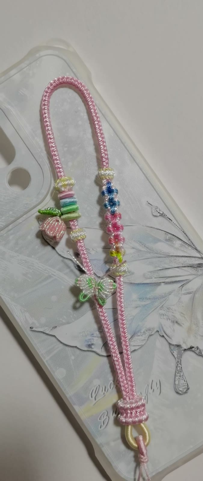 Lanyard artesanal para móvil de cordón trenzado rosa