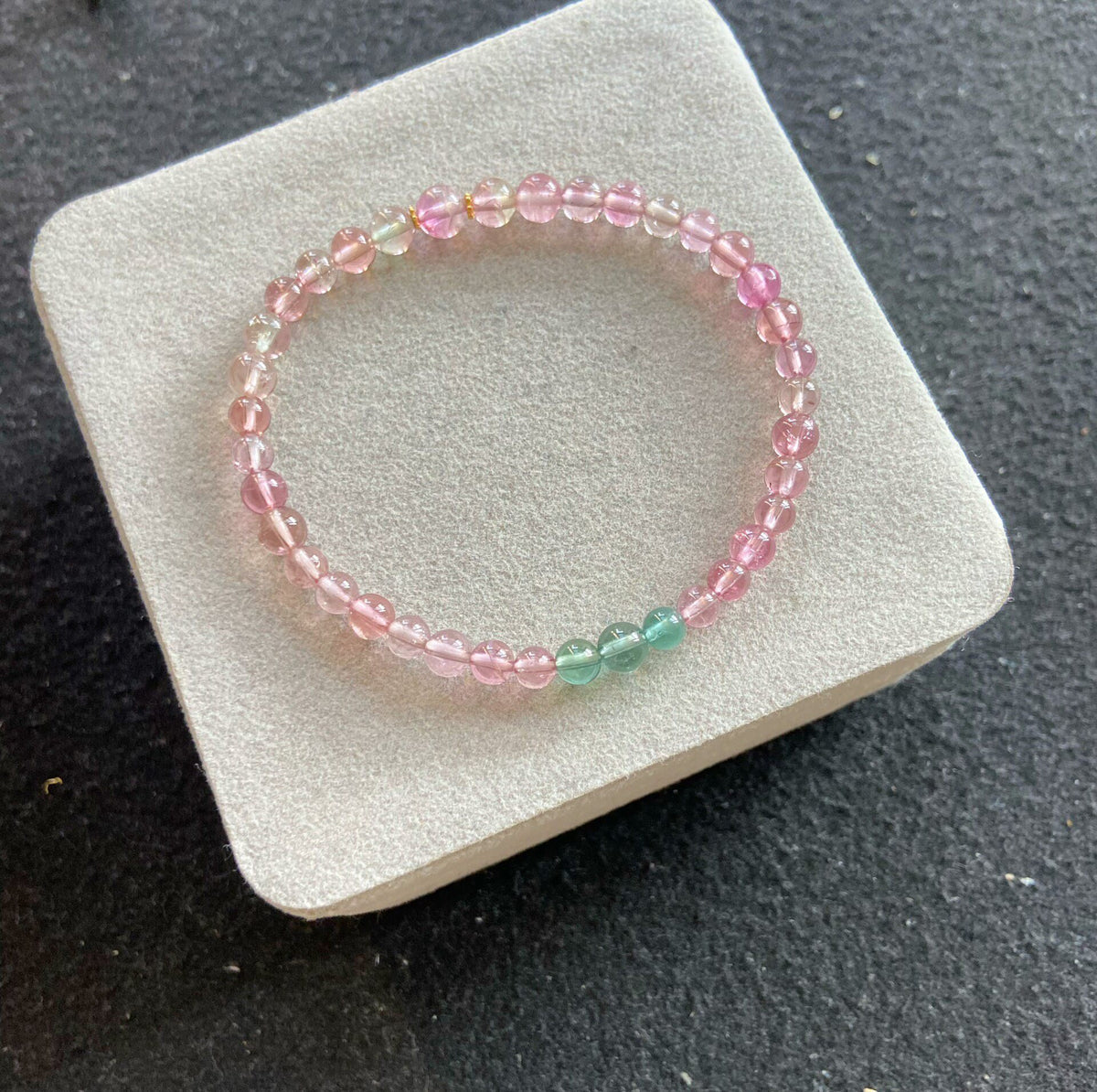Vattenmelonturmalin pärlarmband rosa grönt