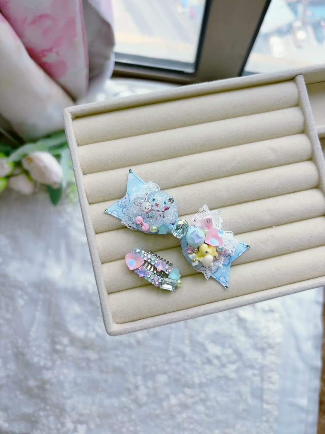 Junto de clips para el pelo de mascota en azul pastel