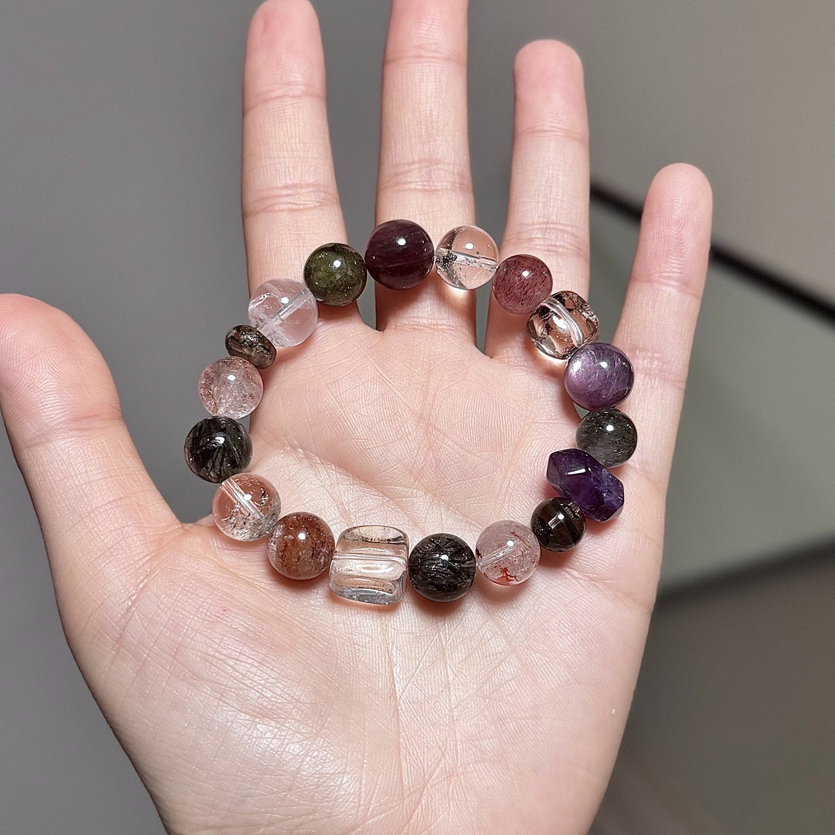 Amethyst-grüner Phantomquarz Perlenarmband