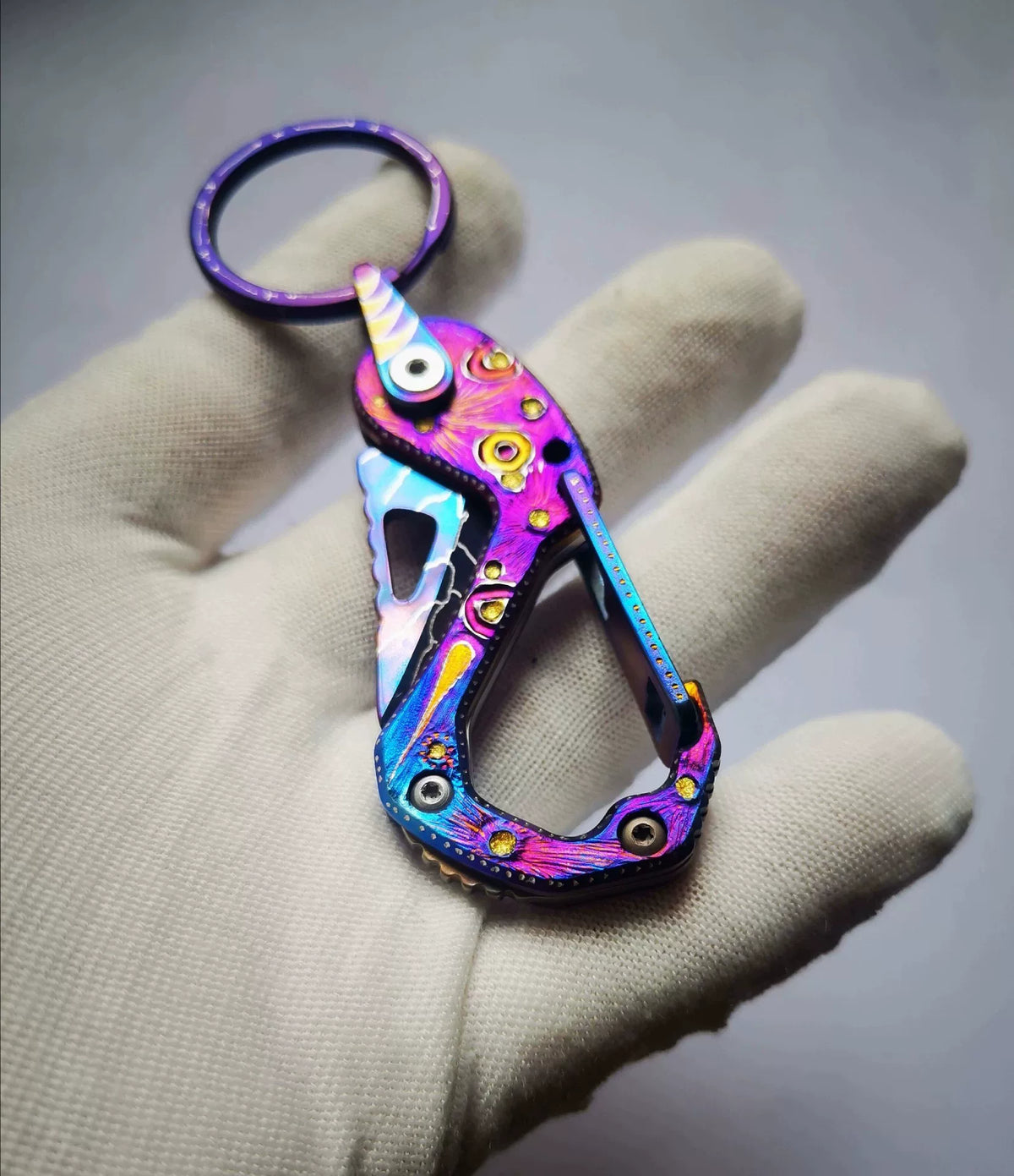 Porte-clés multi-outil en alliage de titane 6,5 cm