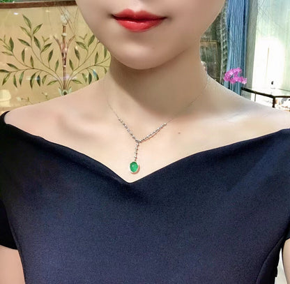 18k Gold Emerald Cabochon 3.75ct Diamond 0.52ct Drop Necklace
