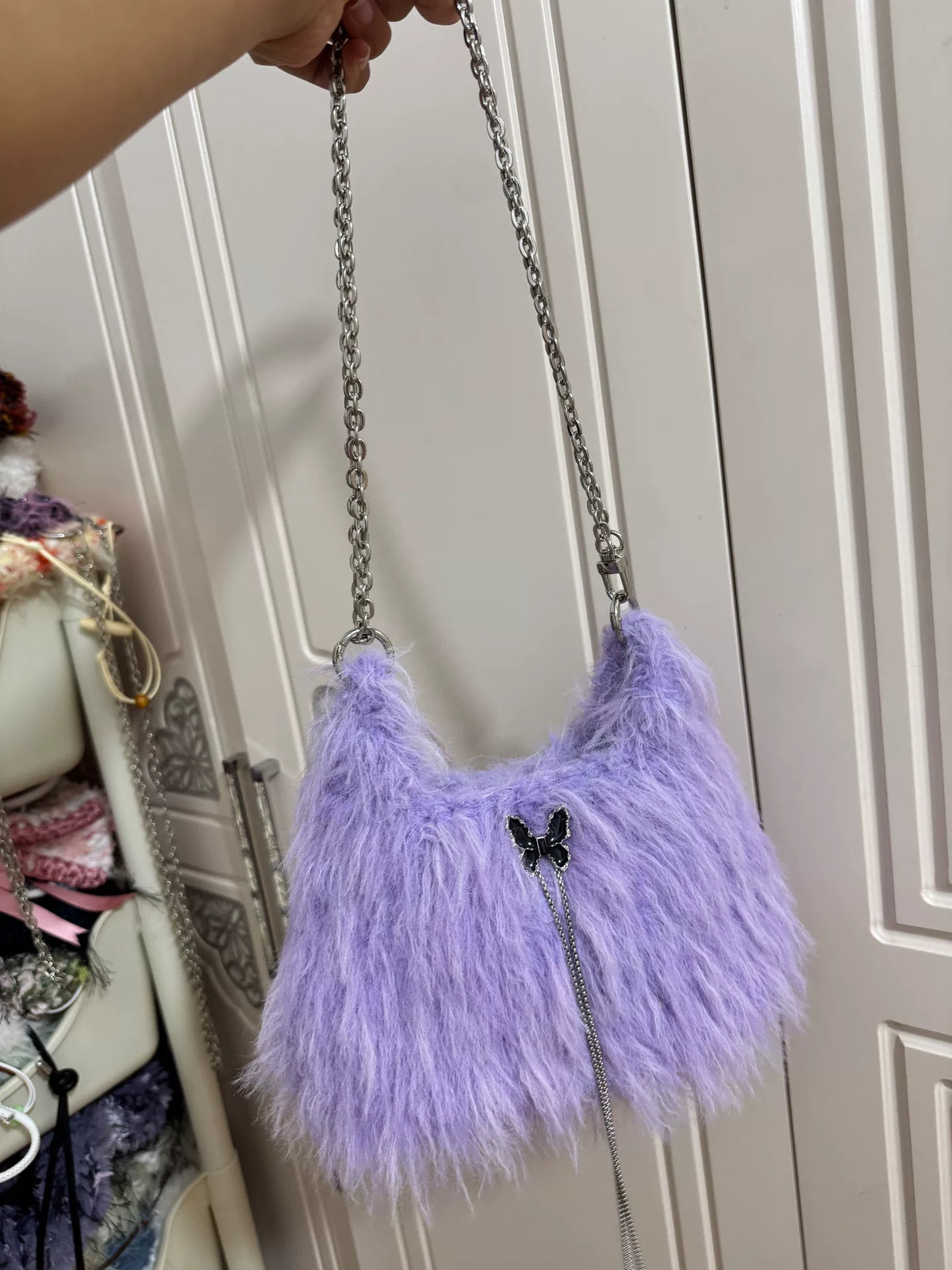 Bolso de hombro de peluche lavanda