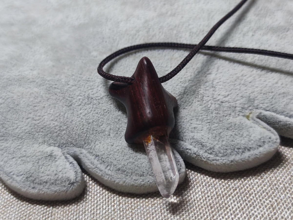 Red Sandalwood White Quartz Pendant Necklace