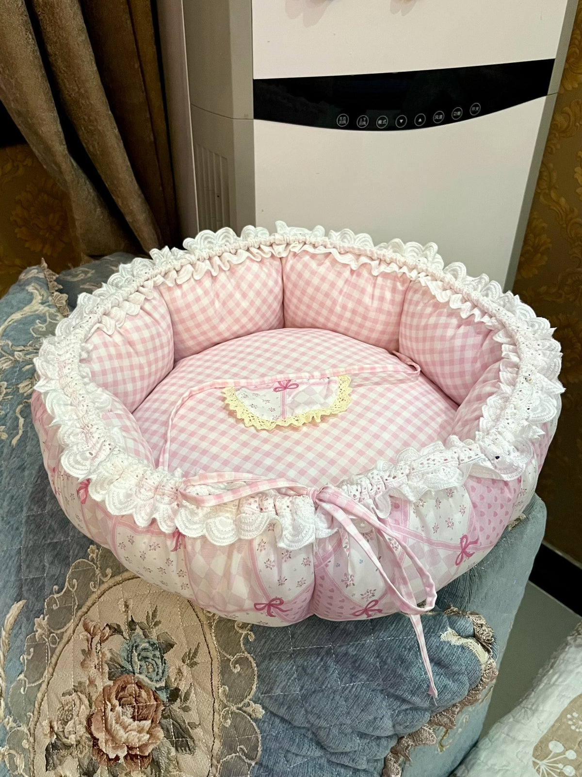 Round Plush Cat Bed Pink Gingham Patchwork