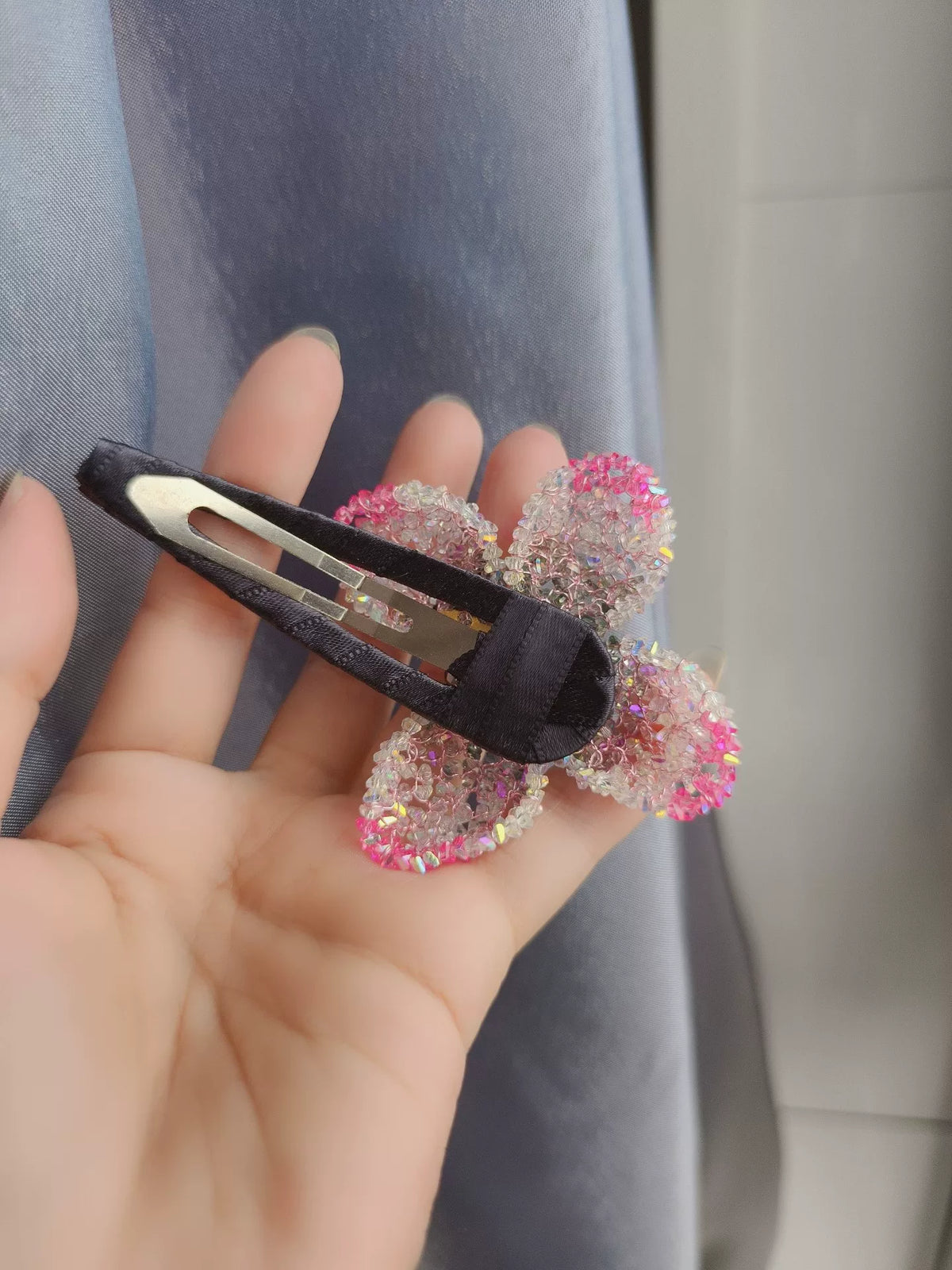 Grampo de Cabelo de Borboleta com Cristais