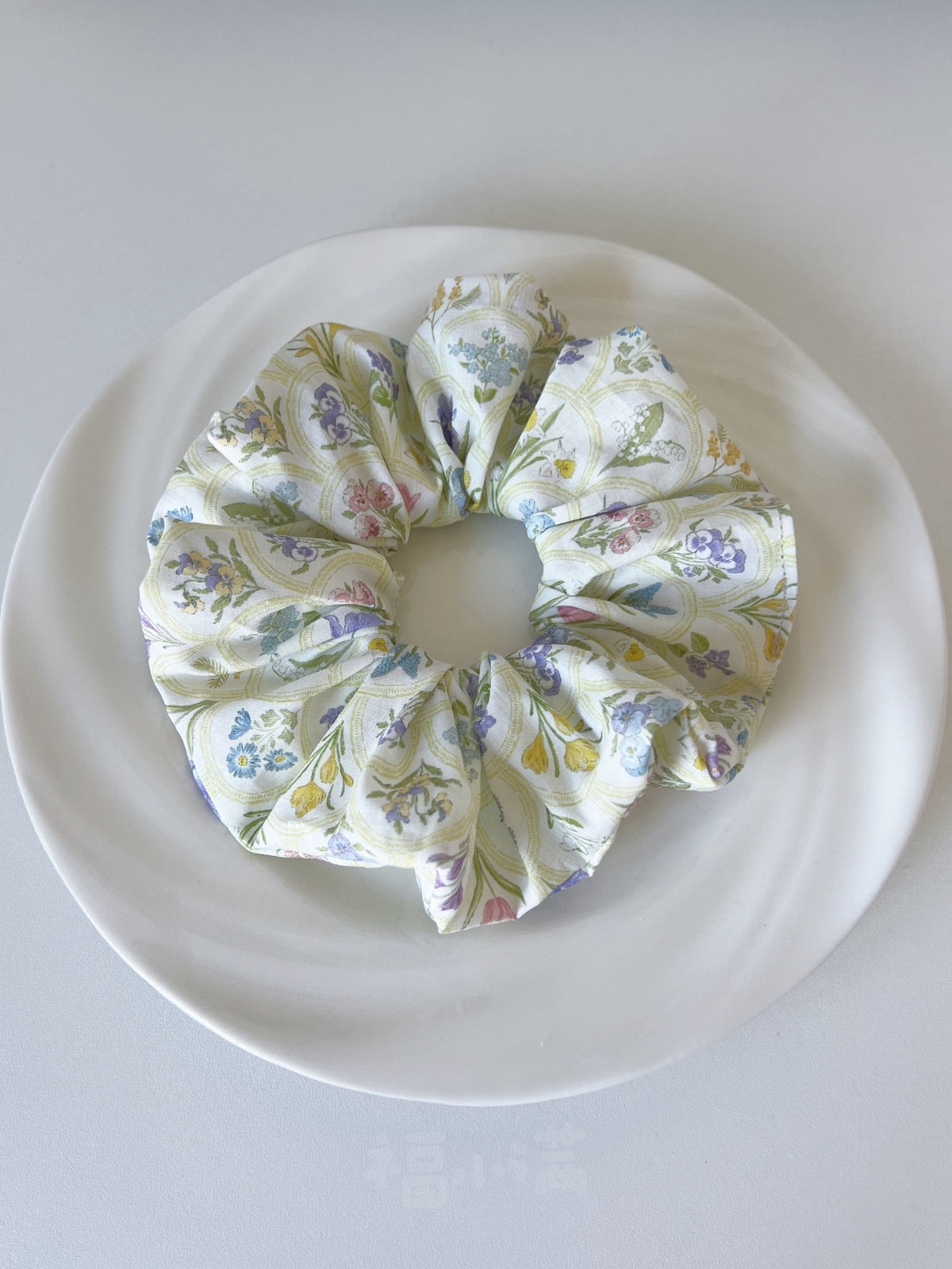 Floral Print Scrunchie 13cm Pastel