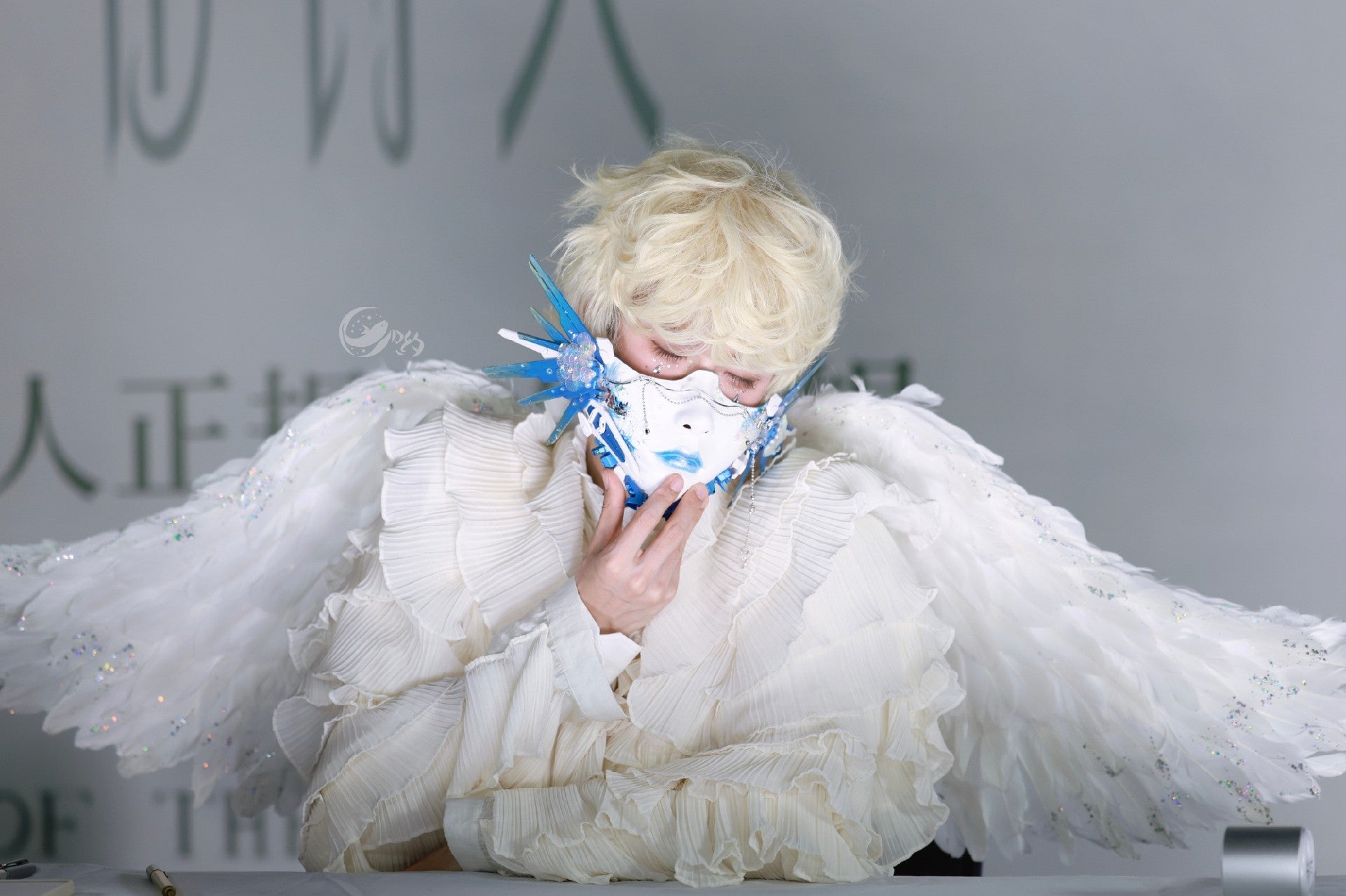 Cyberpunk Half-Face Mask with Blue Mechanical Fins and Pearl Beads