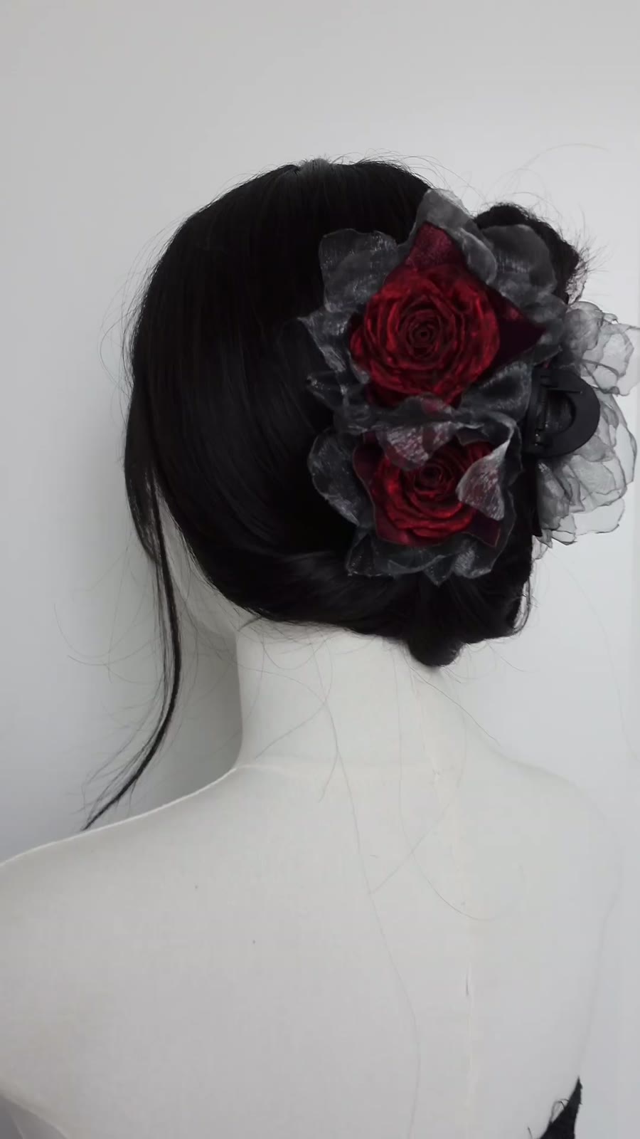 728980835400 - Image 1