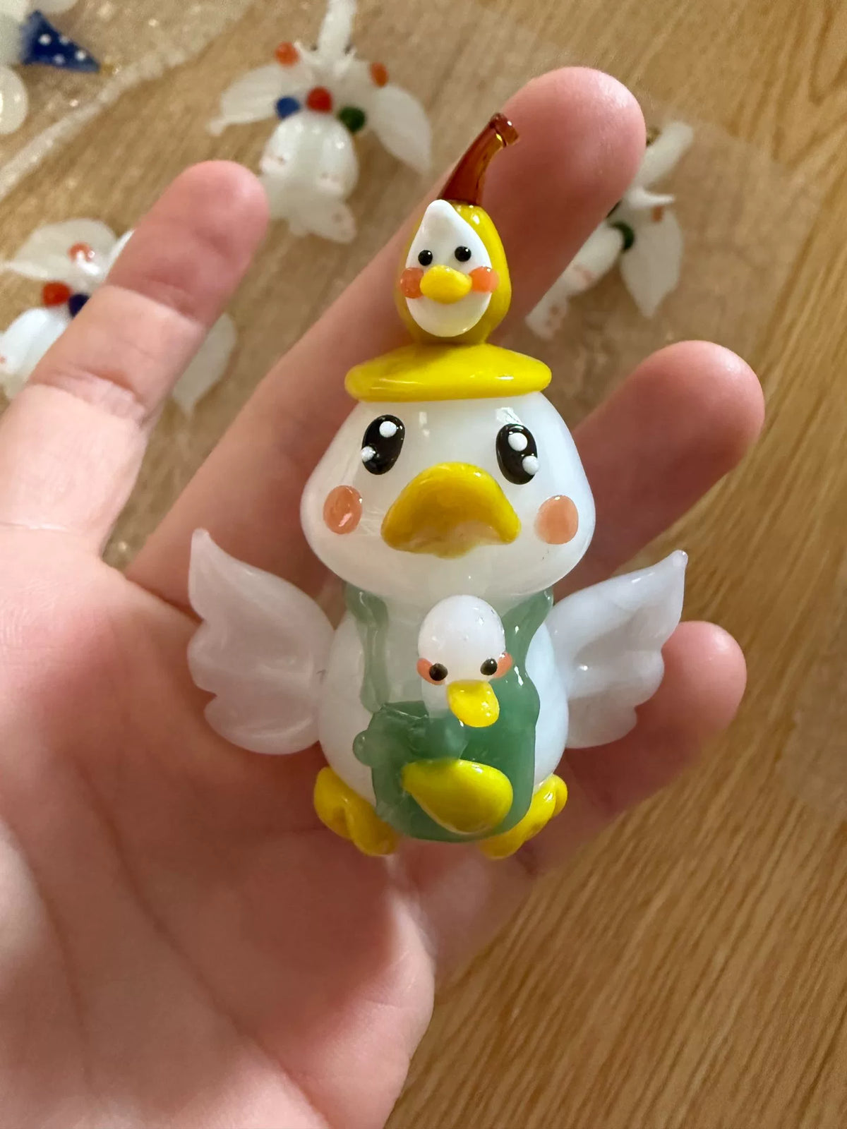 Liuli Glass Duck Figurine Milky White Body