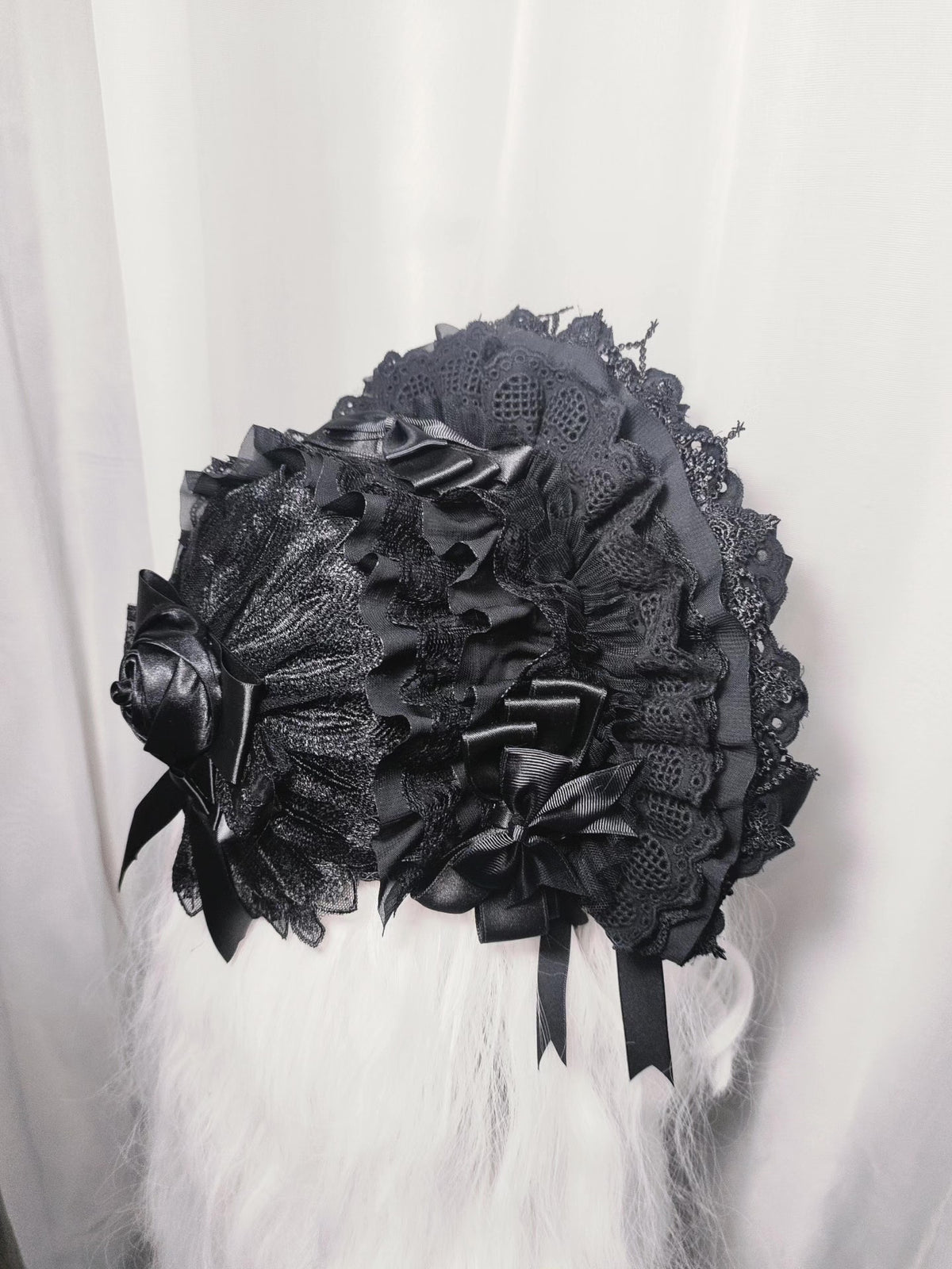 Gothic Lolita Bonnet Black White Lace Bows