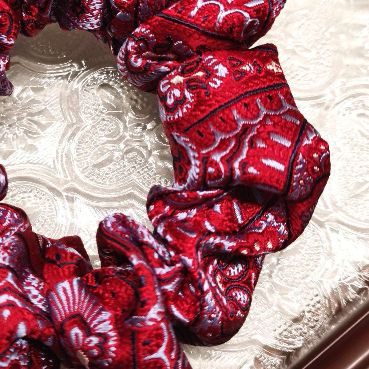 Pure Silk Brocade Narrow Scrunchie Dark Red