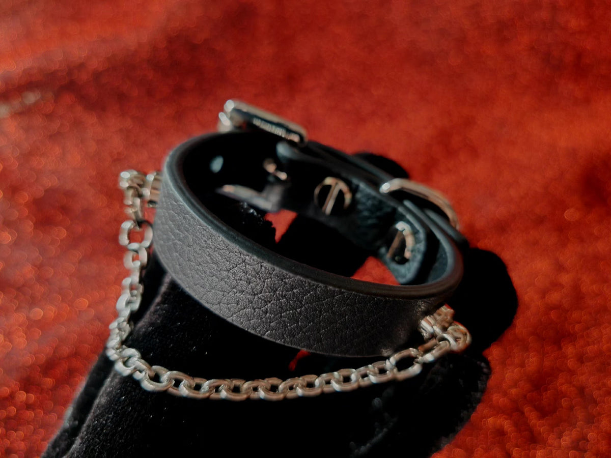 Black Lychee Grain Cowhide Leather Bracelet