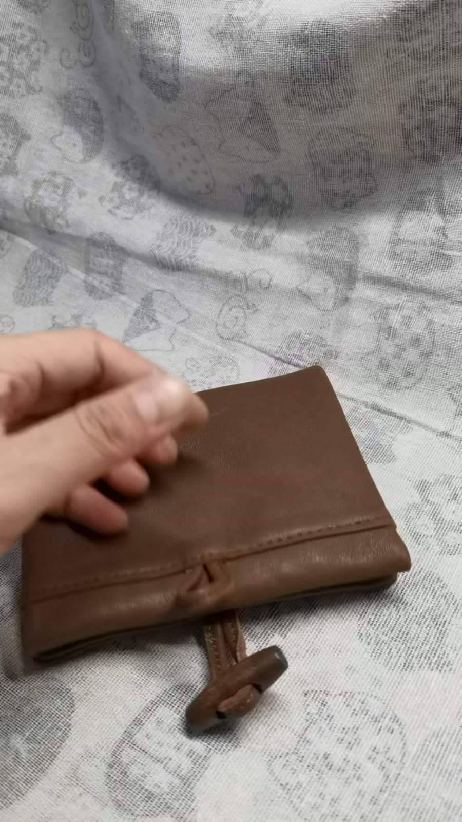 Copertina per quaderno in pelle M5 con chiusura in legno