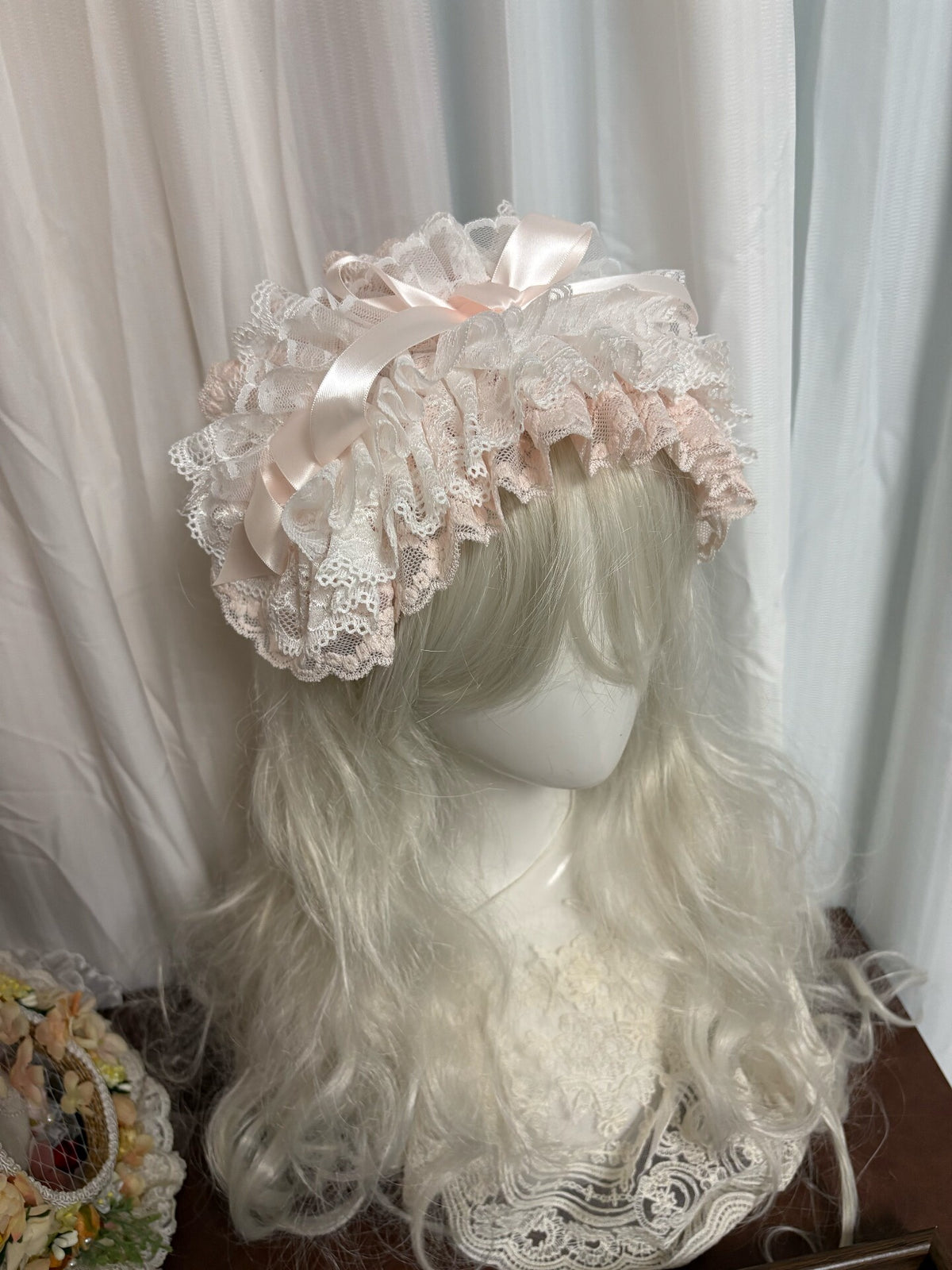 Cuffretto in Pizzo con Balze Rosa Pastello
