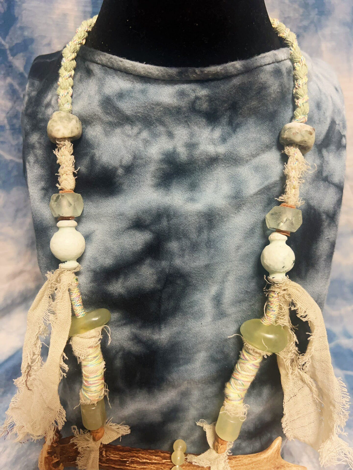 Handcrafted Deer Antler Jade Flower Necklace