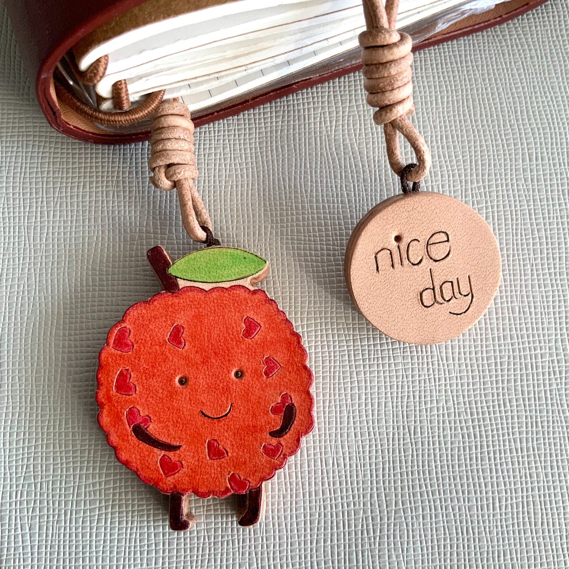 Lychee Leather Charm Set with "nice day" Disc