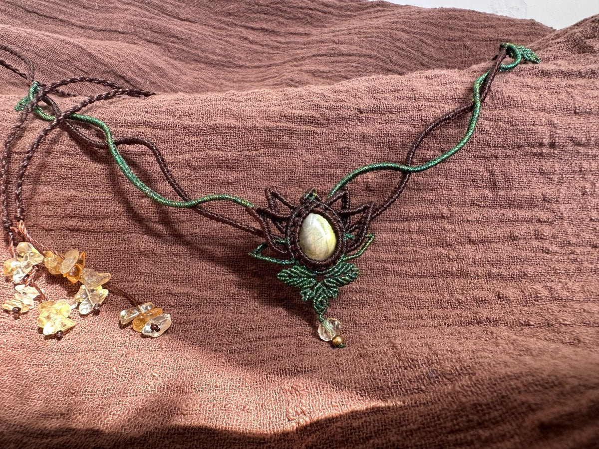 Handmade Macrame Necklace with Yellow Quartz