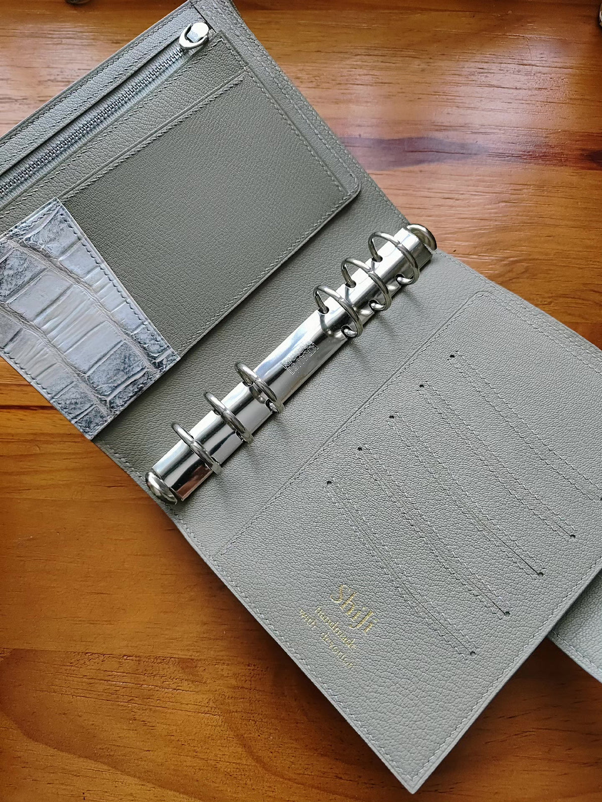 A6FC Gillio Planner Himalayan Crocodile Leather