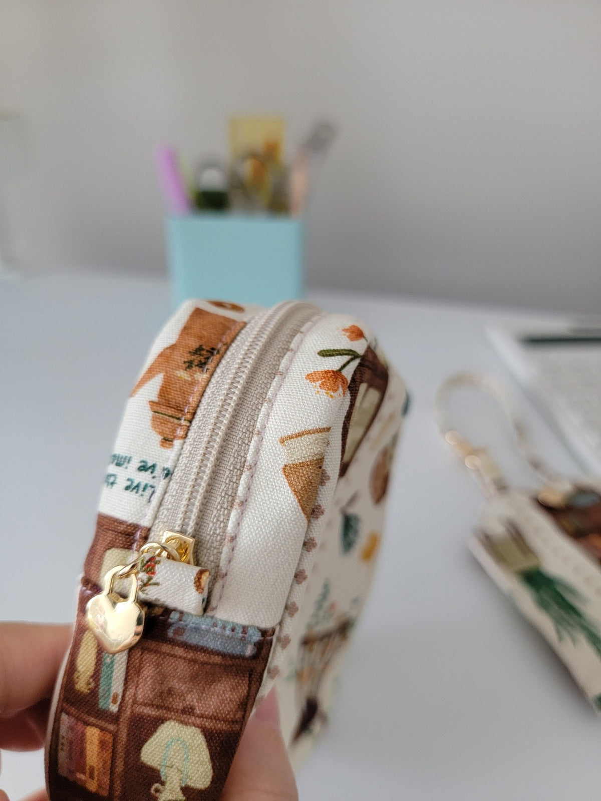 Vintage Printed Cosmetic Pouch Small Square Bag