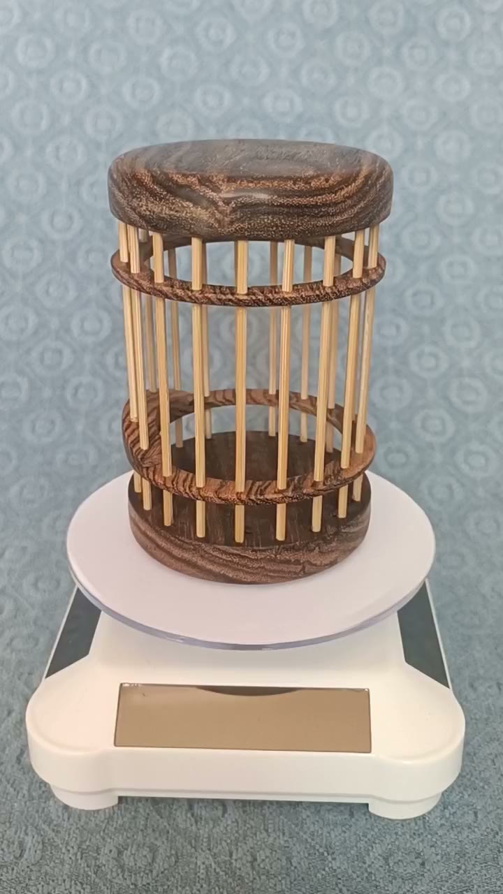 Round Katydid Cage Tiger Sandalwood Bamboo