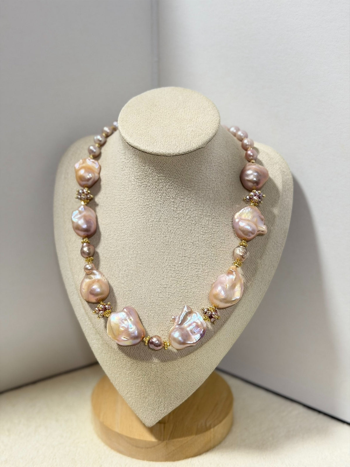 Baroque Pearl Floral Design Necklace