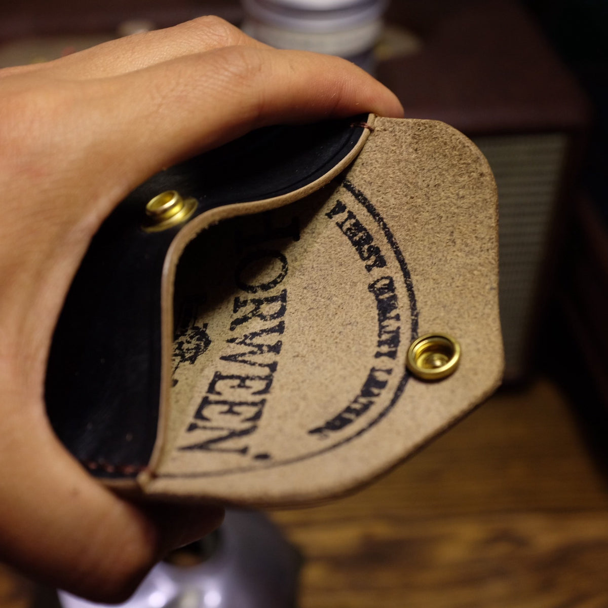 Compact Leather Wallet with Eight Card Slots
