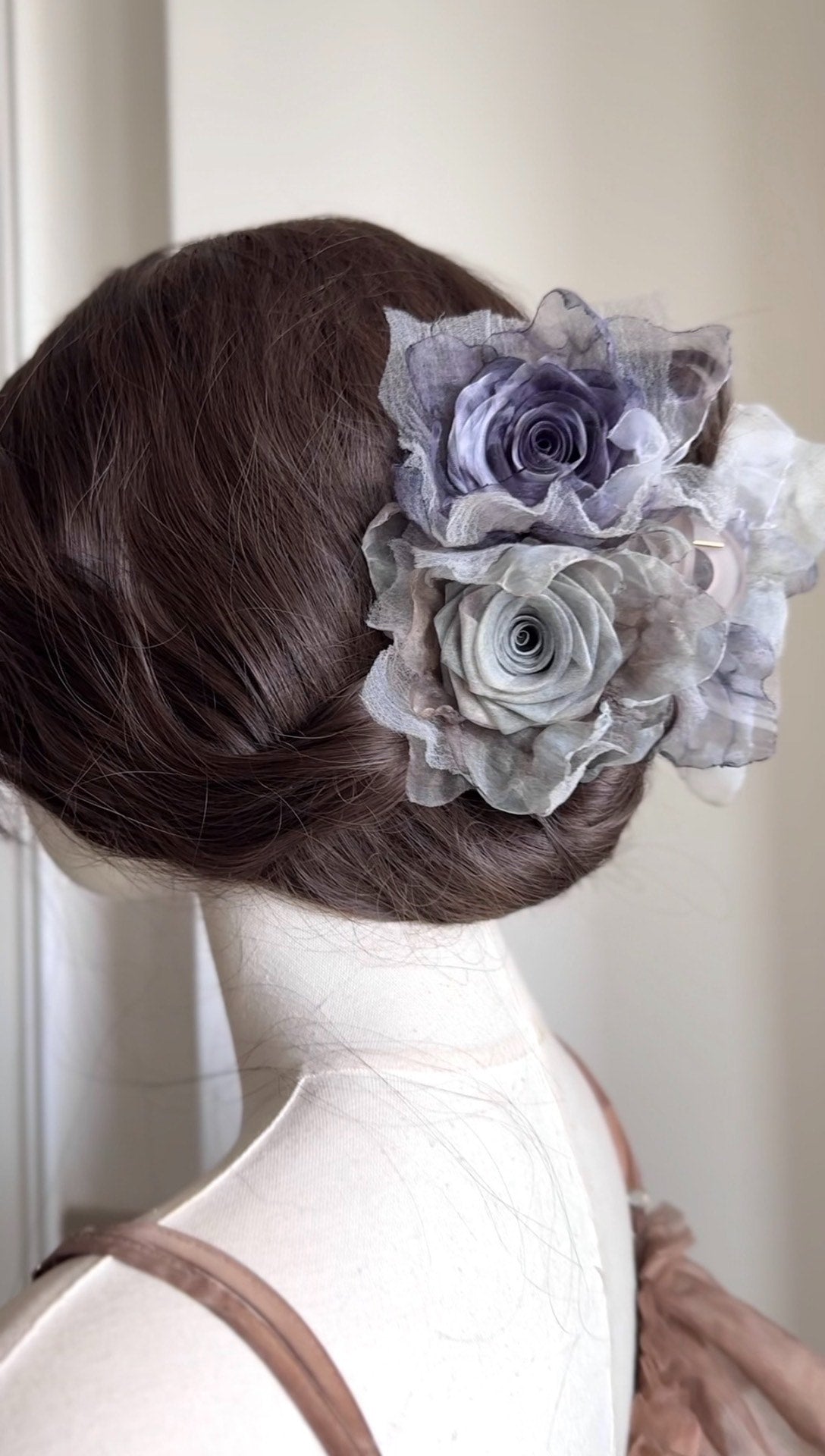 Gray Blue Floral Claw Clip Three Roses