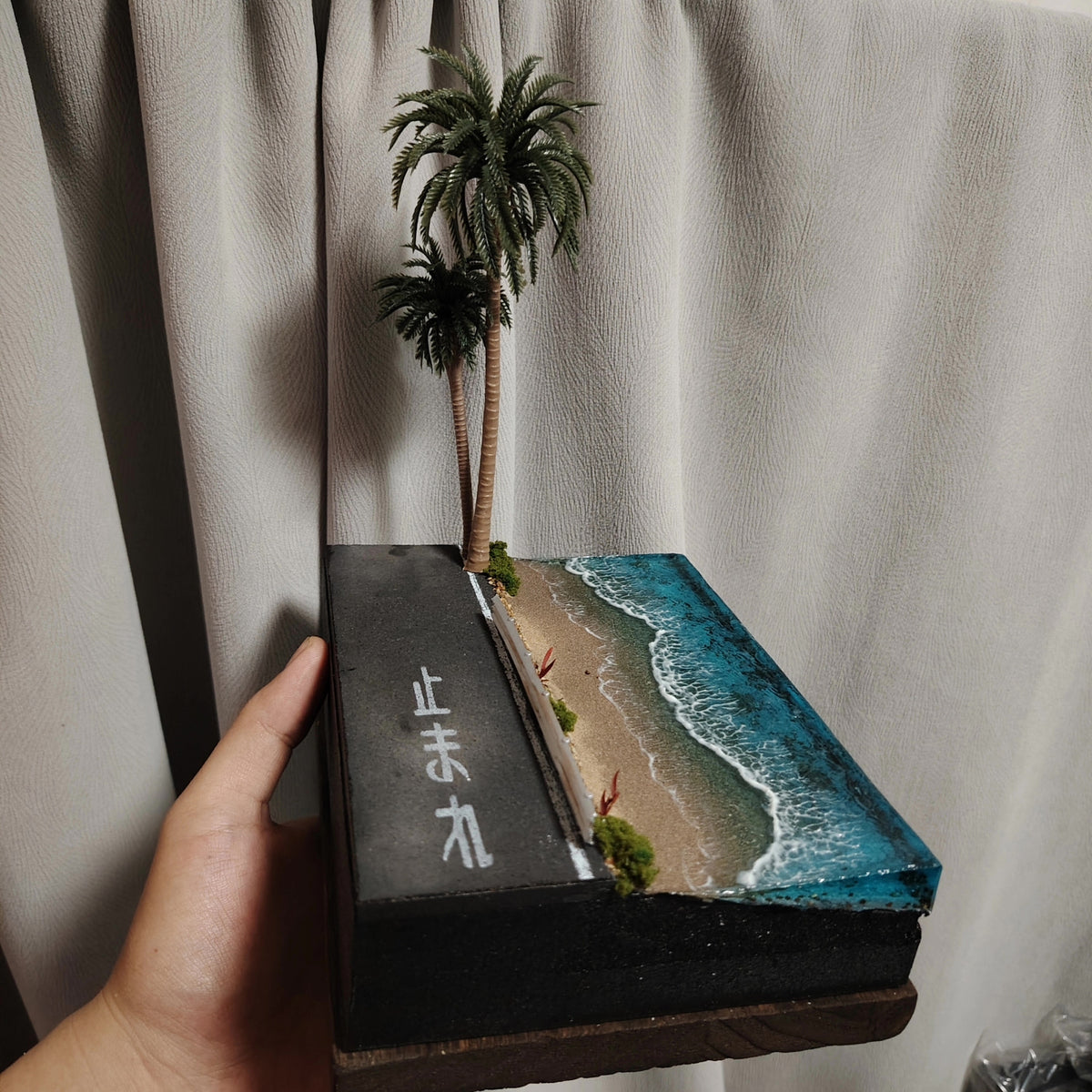 1037516351402 - Image 3