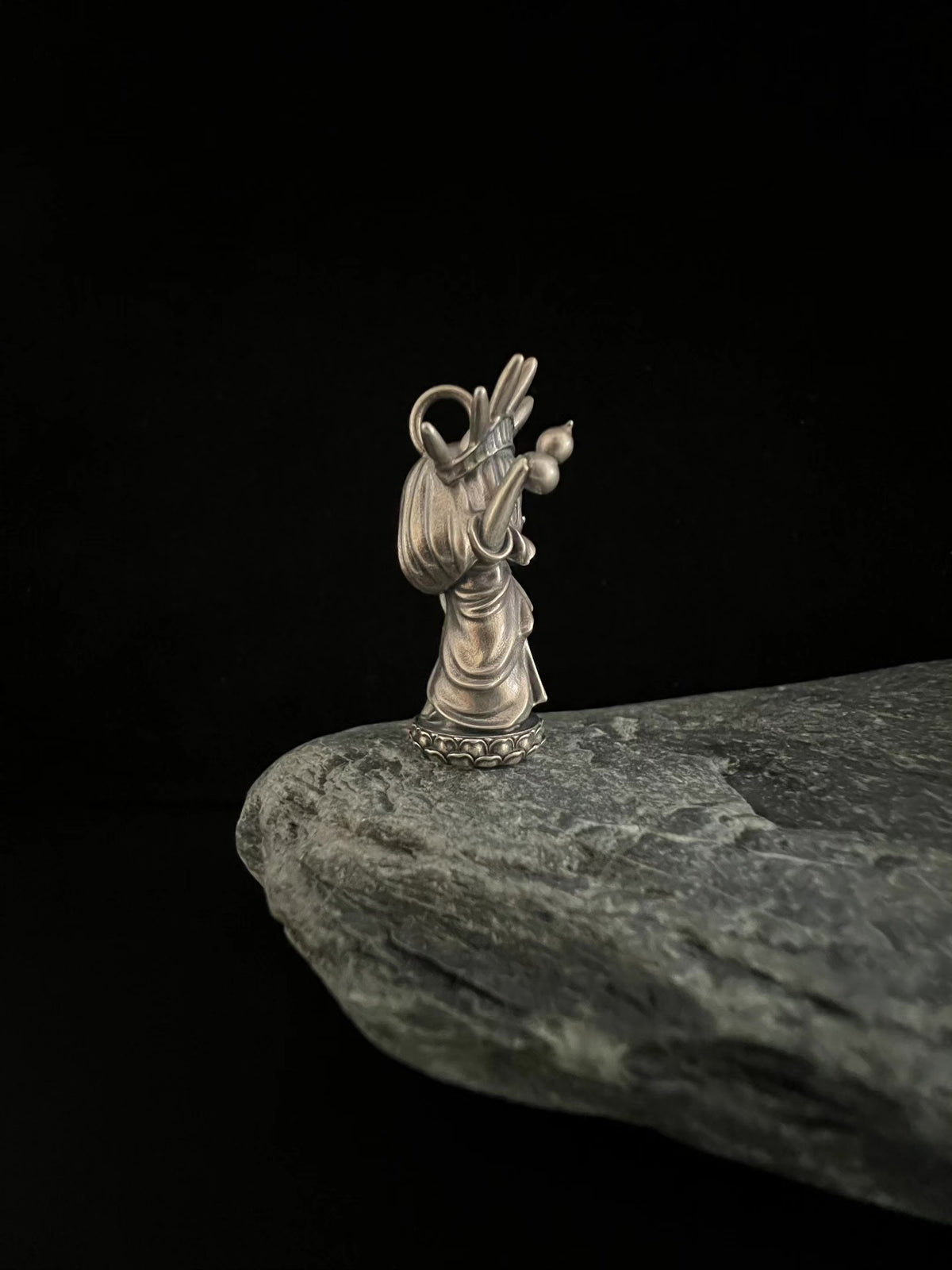 Labubu Frihetsstatyn hänge i 925 silver