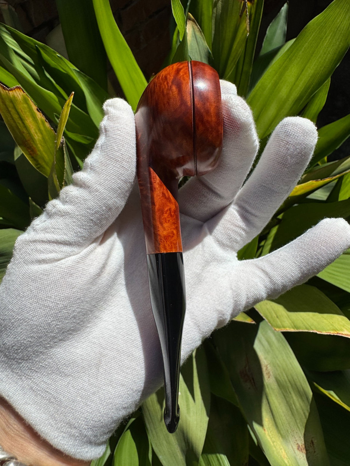 Pipa da fumo in radica marrone rossastro