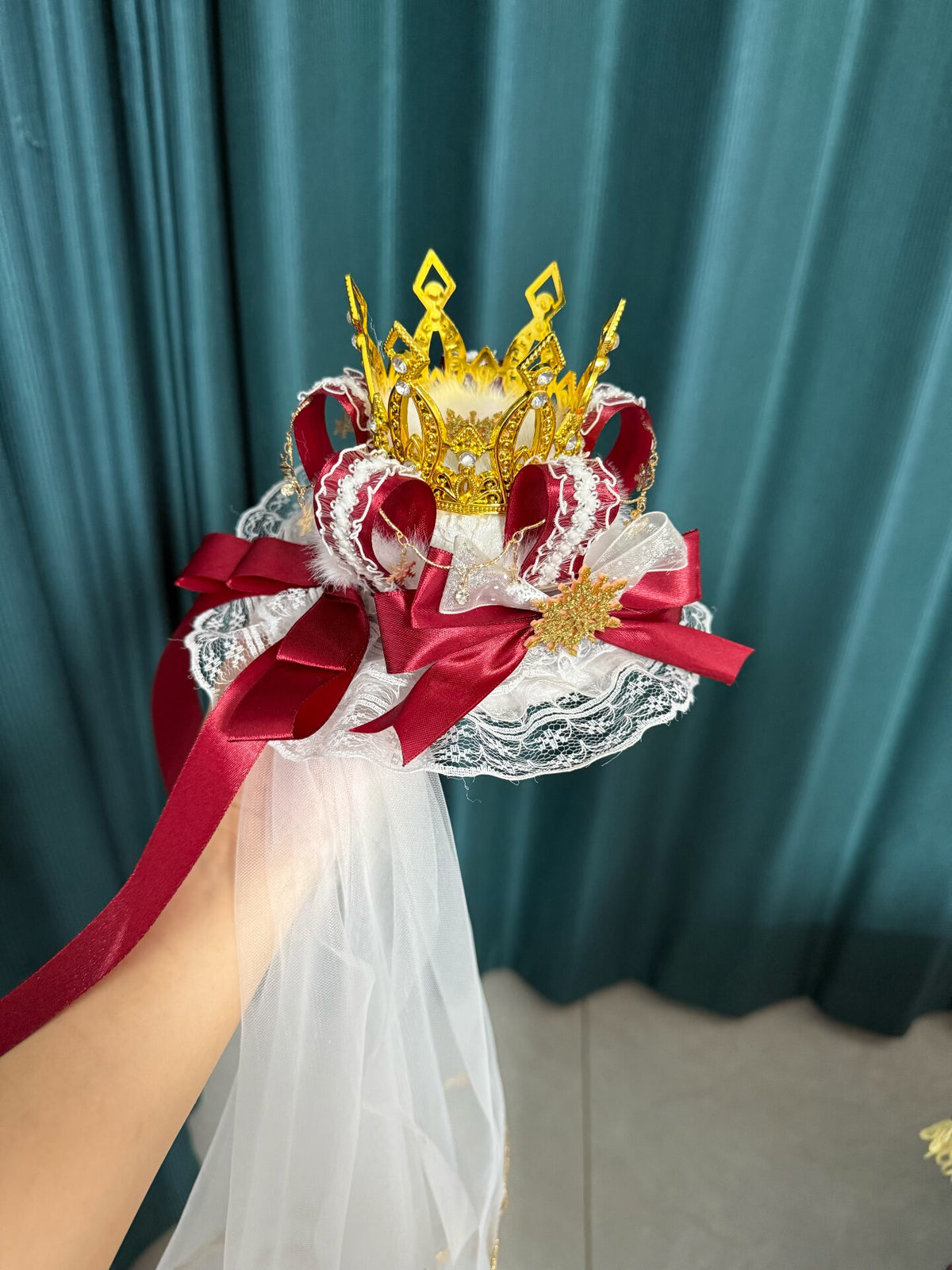 Red Gold Crown Mini Top Hat