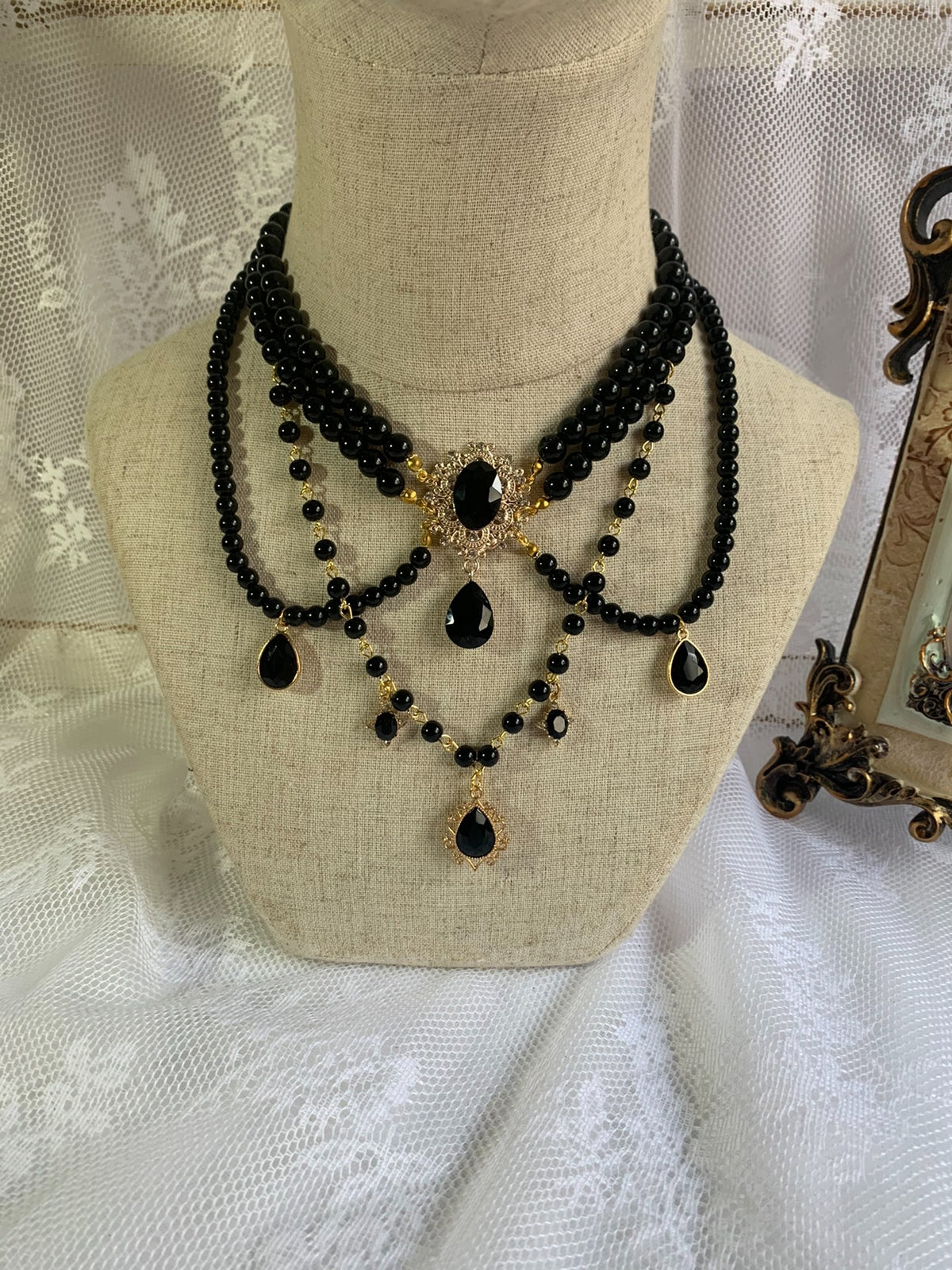 Handgemaakte Lolita Gothic ketting met kunstparels