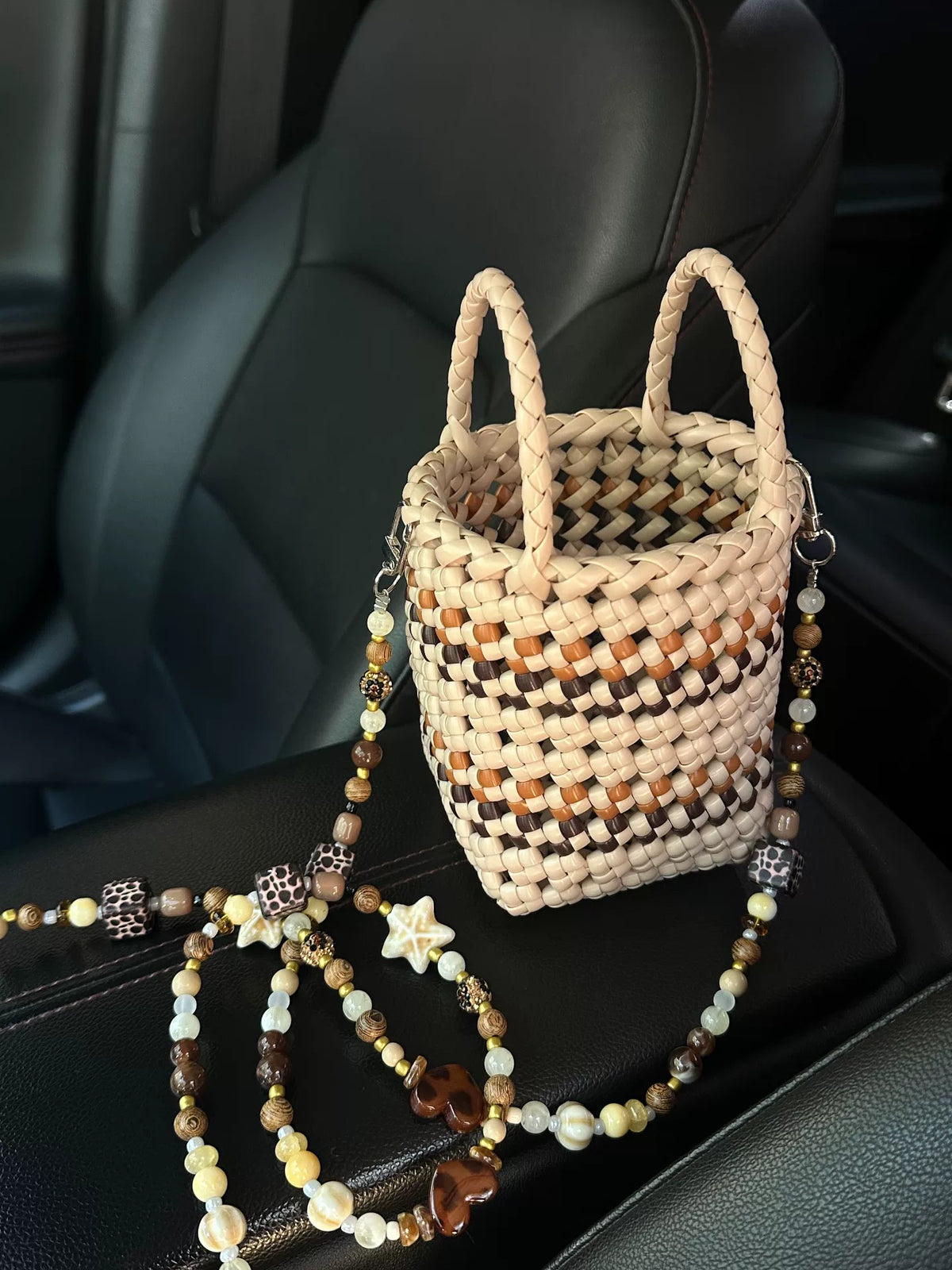 Variant image 2gyoovbgkz344 | ai-1081588013941-0i332iu