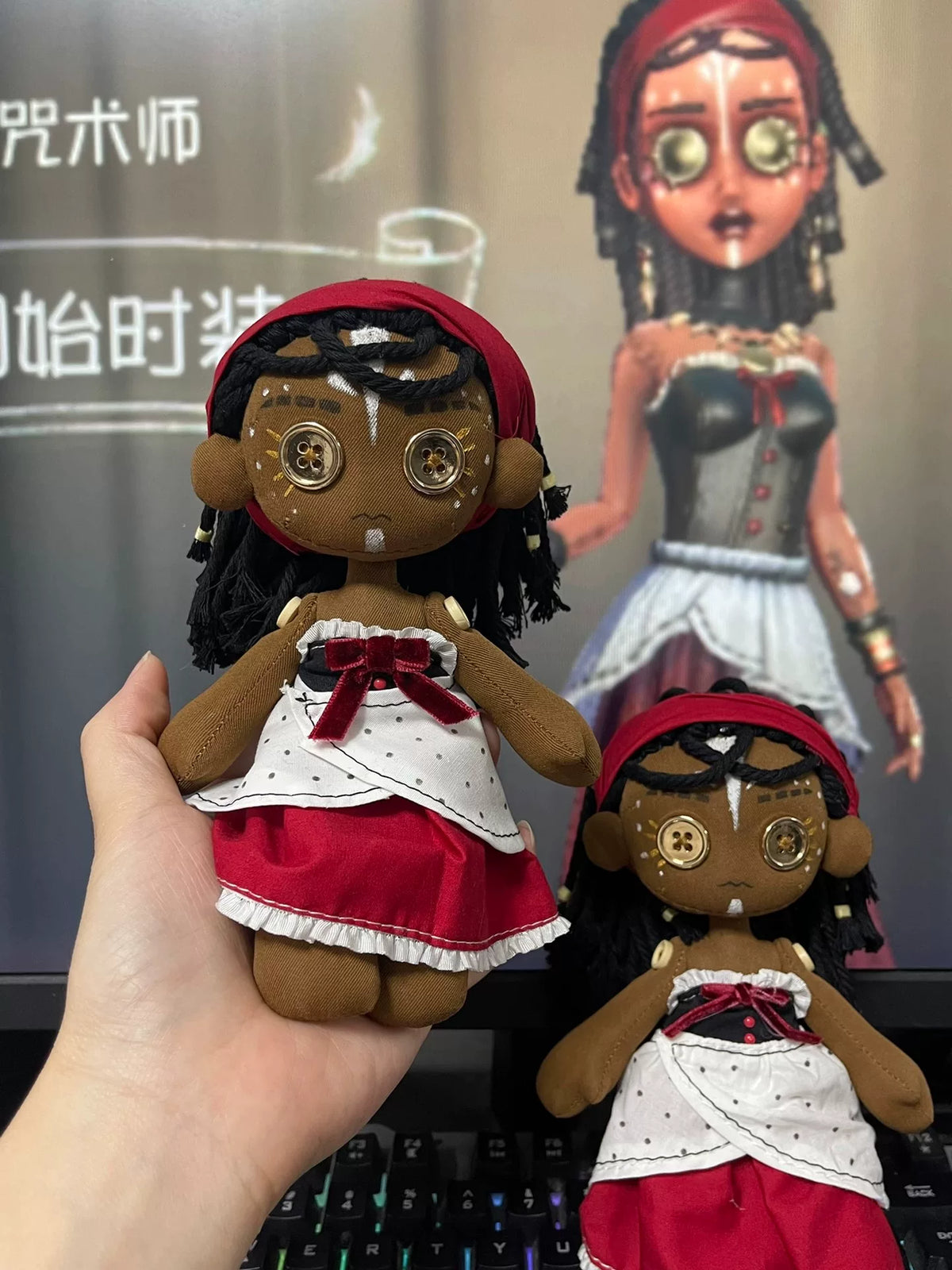 Handgefertigte Identity V Enchantress Plüschpuppe 17 cm