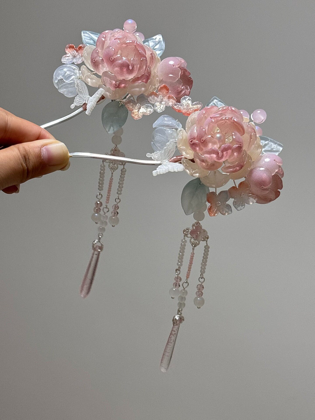 Glazed Glass Floral Hairpin with Tassels