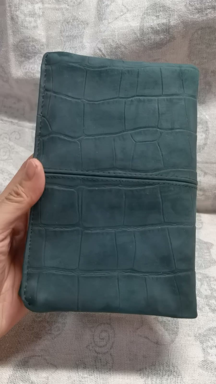 A6 Crocodile Embossed Leather Ring Binder Notebook Cover