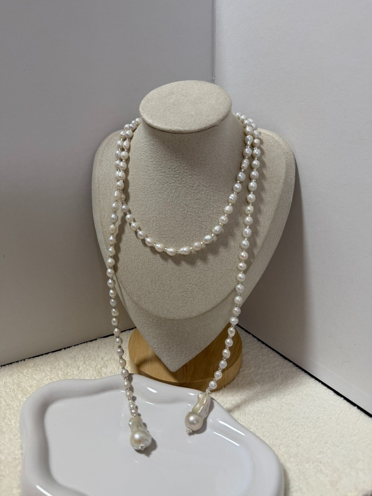 Vintage Pearl Scarf Necklace 115cm