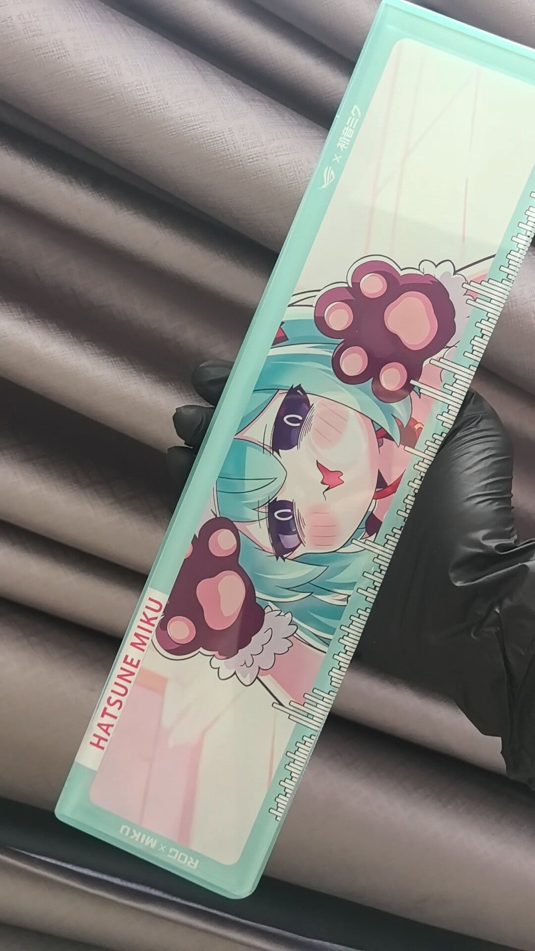 Hatsune Miku Keyboard Wrist Rest 32cm Glossy