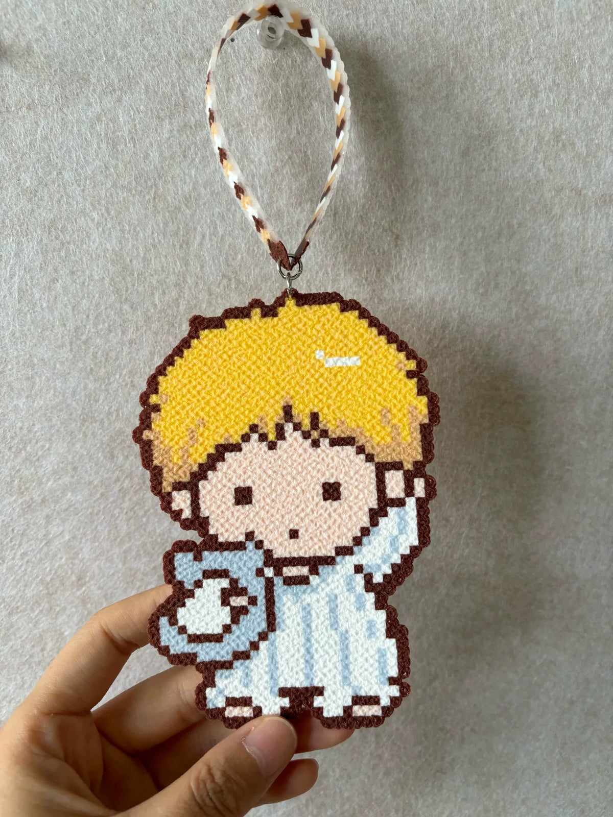 Coppia di charm artigianali in pixel