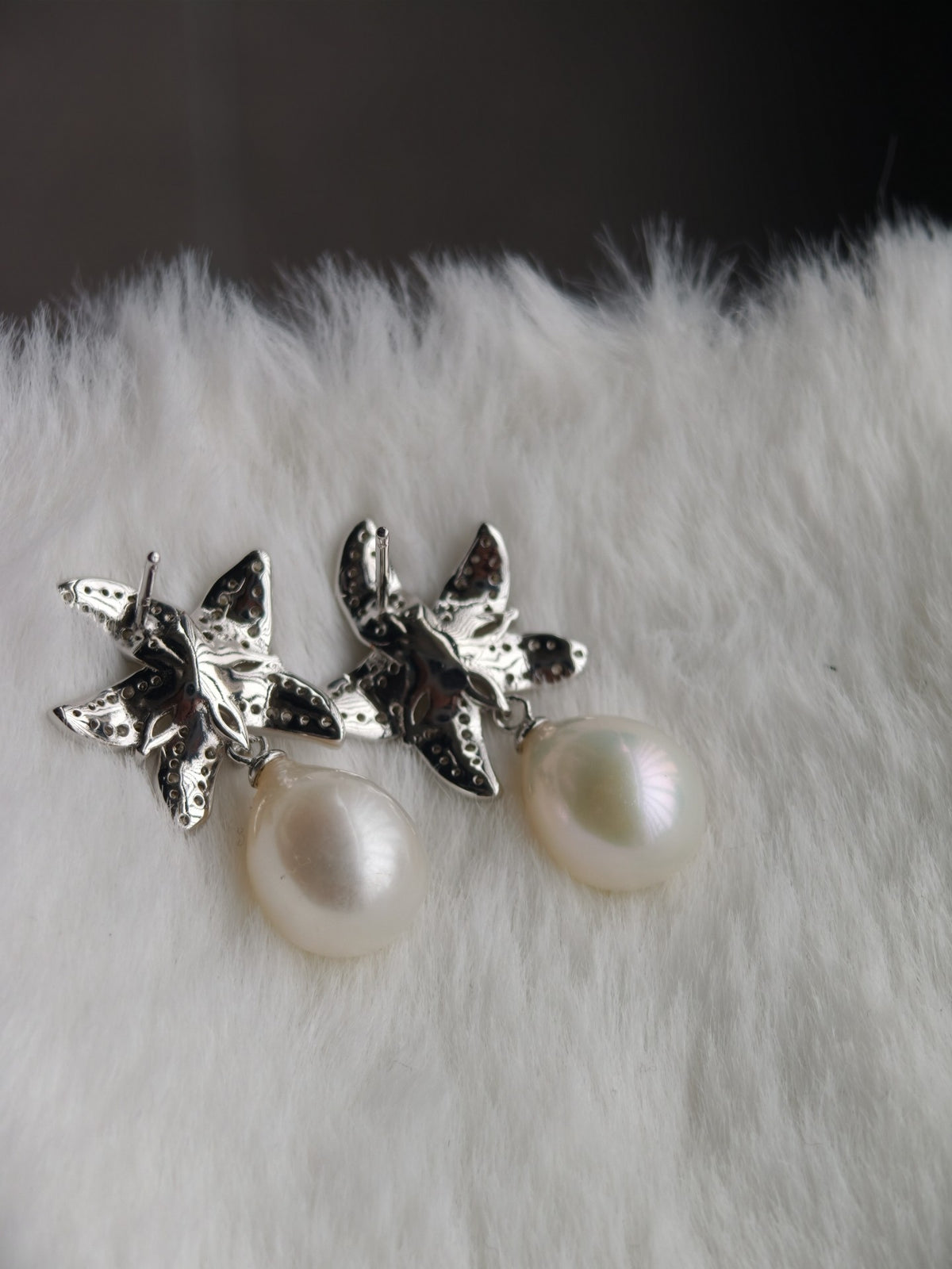 Süßwasserperlen-Blumen-Ohrstecker 925 Silber